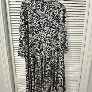 Beautiful Women’s Plus 24W Jessica Howard Dark Navy Dress